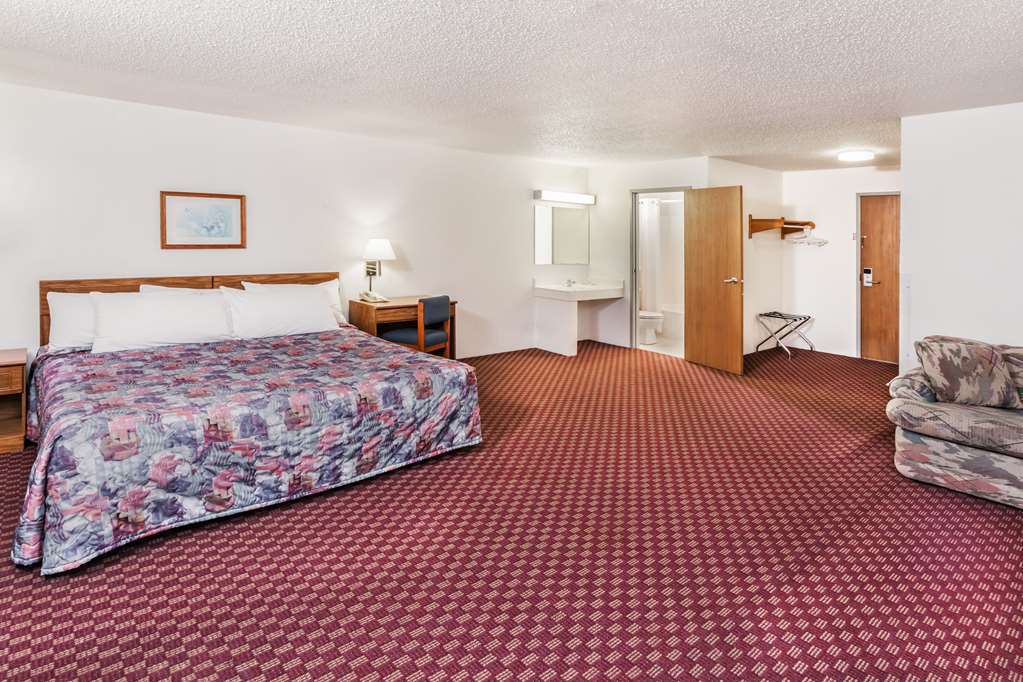 Super 8 By Wyndham Hebron Lowell Area Cameră foto